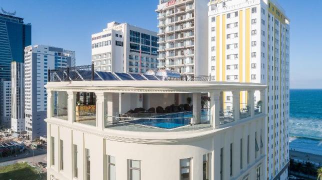 Khách sạn Tamarind Danang Beach Hotel